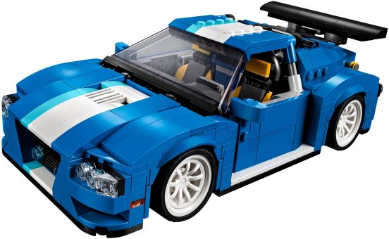Turbo pretekárske auto